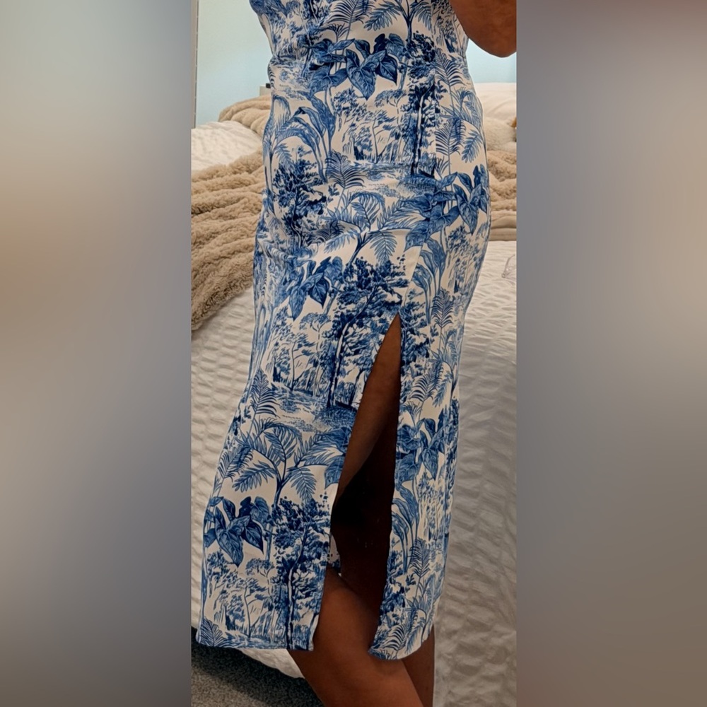 Cider Blue and White Tropical Slip Dress - Picture 6 of 8